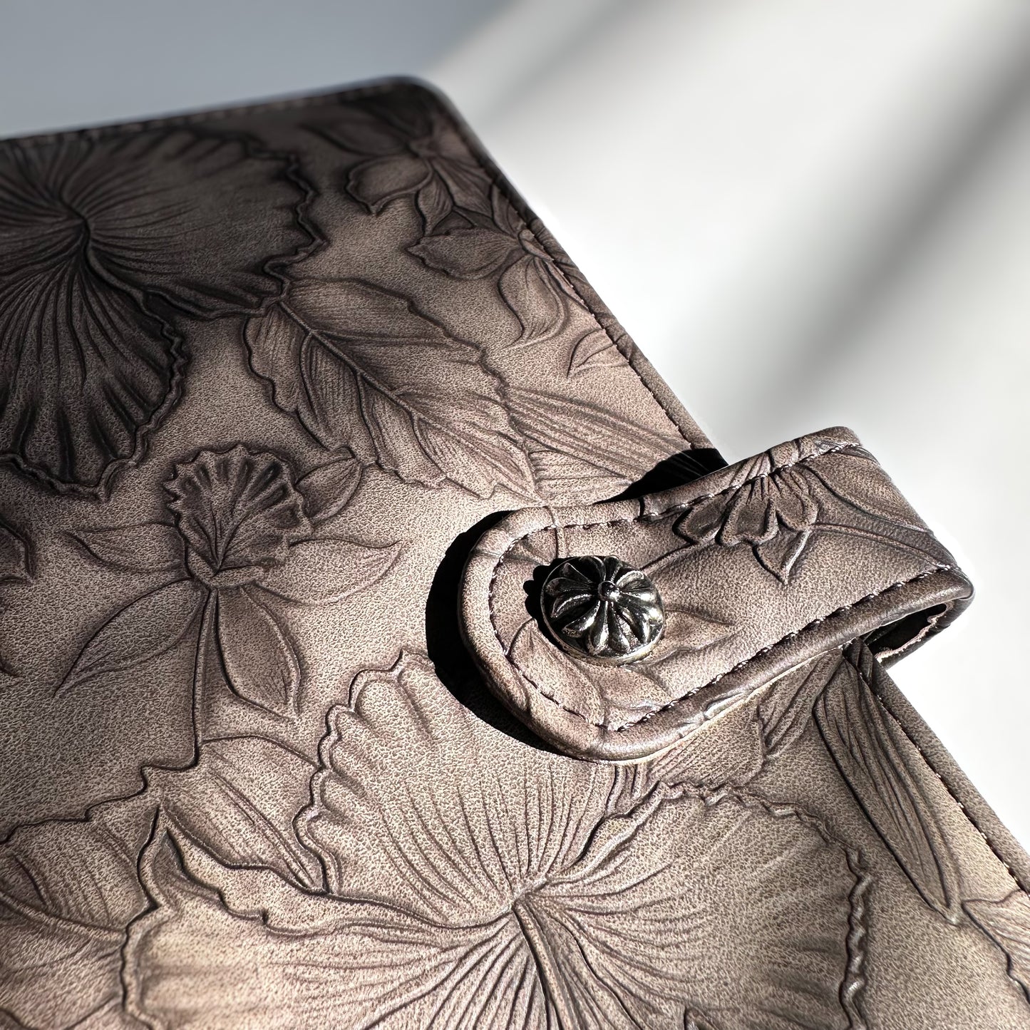 Kona Brown "Tropical Bloom" Planner Binder | A5, 6-ring