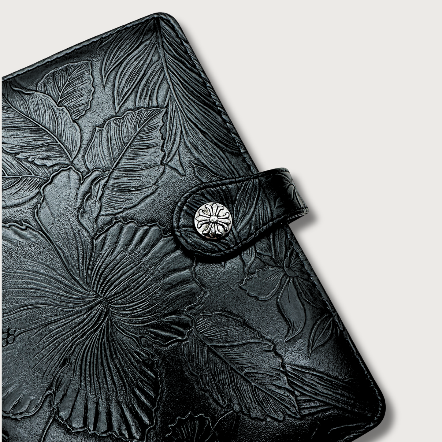 Undated "Lana" Foundations Planner | Personal 6-Hole Ringbound
